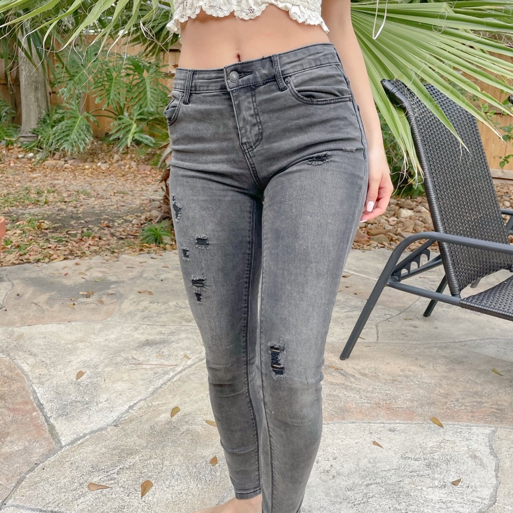 Jeans - Picture 2 of 3